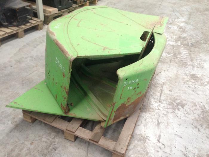Photo de Garde-boue pour Deutz D 7206