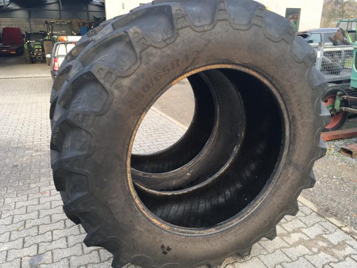 Photo de Paire de pneus Alliance 650/65R42