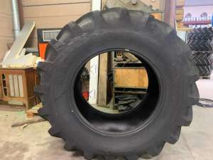 Photo de Pneu Michelin 710/70R42 NEUF