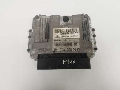 Boîtier électronique moteur BOSCH 0 281 020 069 - Agrotron 