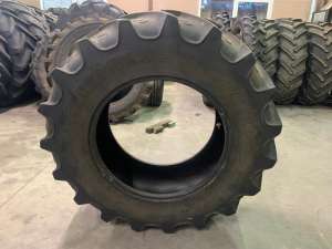 Photo de Pneu BKT 420/85R30