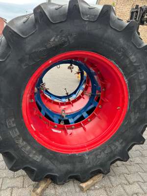 Dubbelelucht wielen Kléber 580/70R38