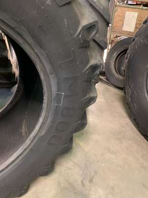 Pirelli TM800 banden