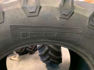 Pirelli TM800 banden