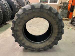 Photo de Pneu Michelin 540/65R28
