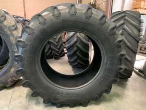 Pirelli TM800 banden
