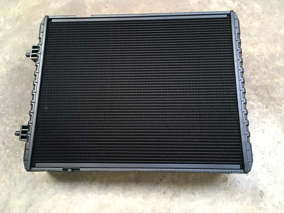 Radiator Deutz - Agrotron New/TTV (0.013.4873.4) - Hoogsteyns