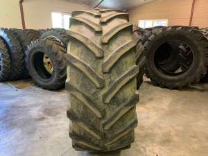 Pirelli TM800 banden
