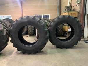 Photo de Pneu Michelin Omnibib 580/70R38