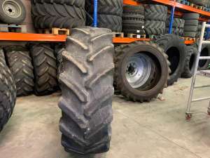 Pirelli TM700 banden