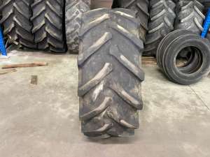 Pneu Pirelli TM700