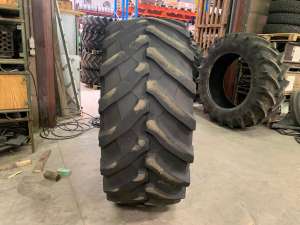 Pnu Pirelli TM800 650/65R38