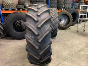 Pirelli TM700 banden