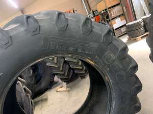 Pneu Pirelli Trelleborg TM800