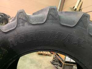 Pneu BKT 580/70R38 NEUF